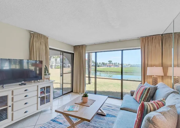 Edgewater Golf Villa 304